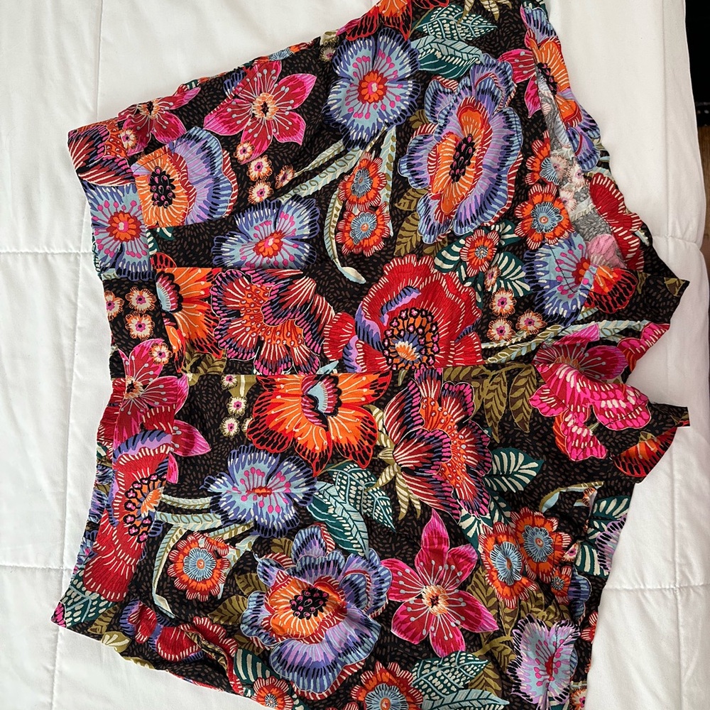 Floral shorts